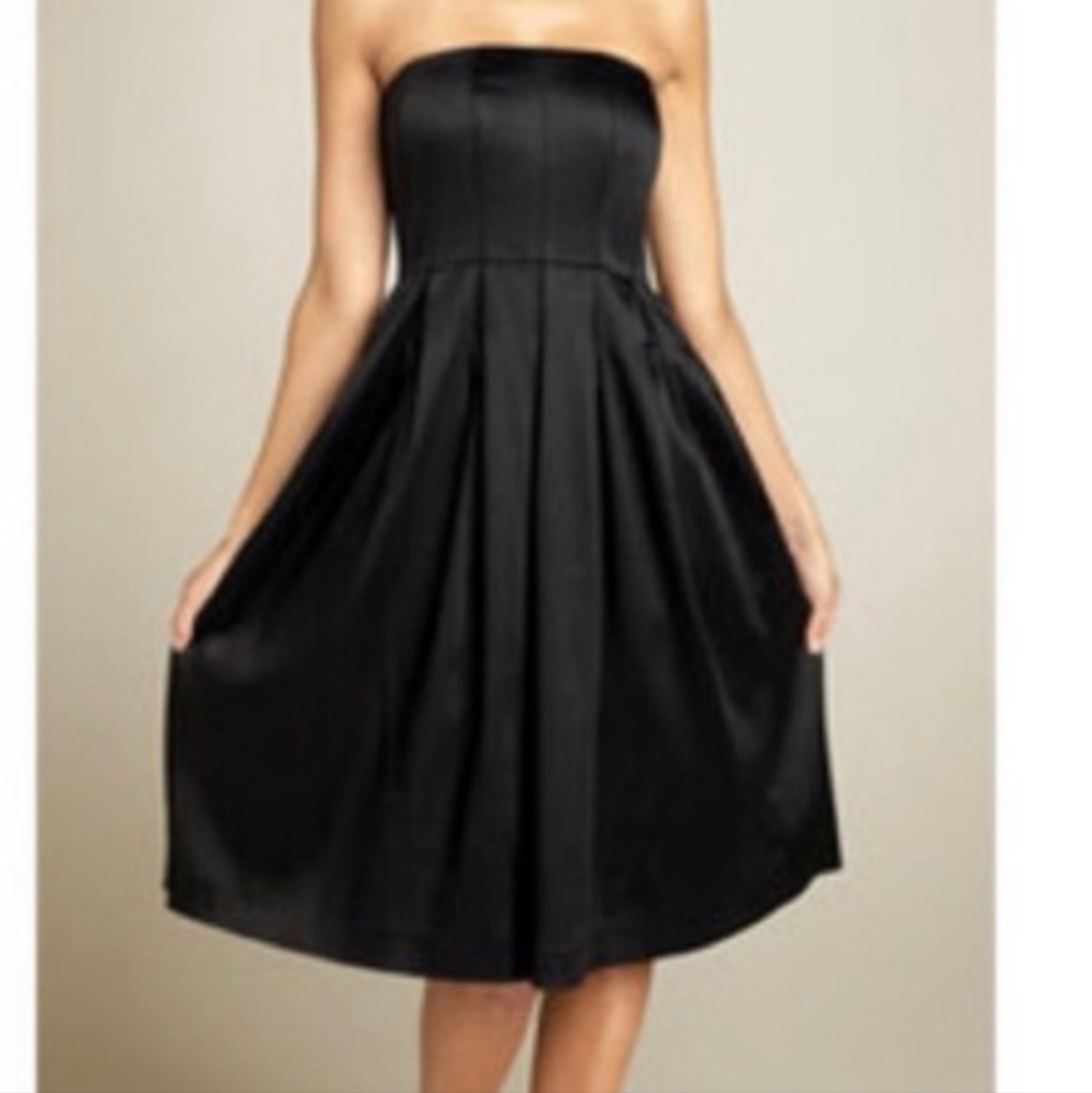 Calvin Klein Strapless Black Pleated Formal Dress Size US 8